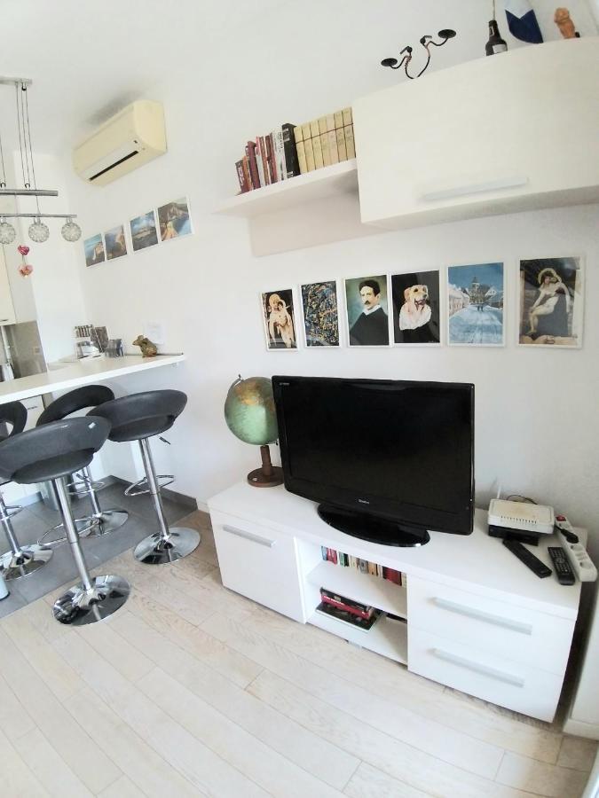 Theos Atelier Self Check In Apartment W Free Private Parking زغرب المظهر الخارجي الصورة